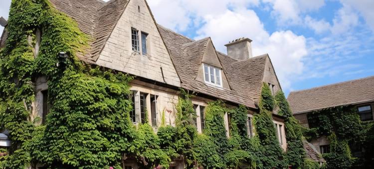 哈顿庭园酒店(Hatton Court Hotel)图片