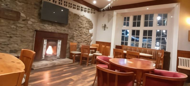 布尔酒店(The Bull Hotel)图片