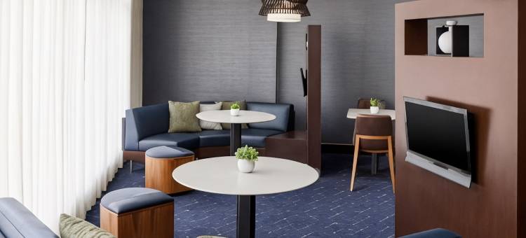 基恩市中心万怡酒店(Courtyard Keene Downtown)图片