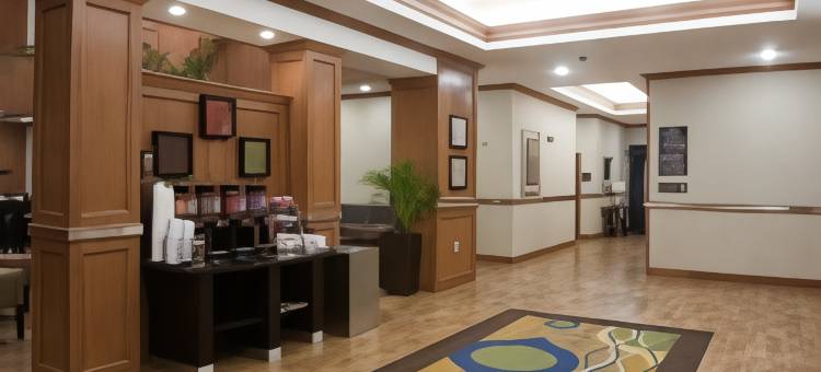 达拉斯/科克雷尔希尔I-30欢朋套房酒店(Hampton Inn & Suites by Hilton Dallas I-30 Cockrell Hill)图片