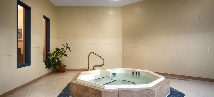 奥托拿比贝斯特韦斯特优质酒店(Best Western Plus Otonabee Inn)图片