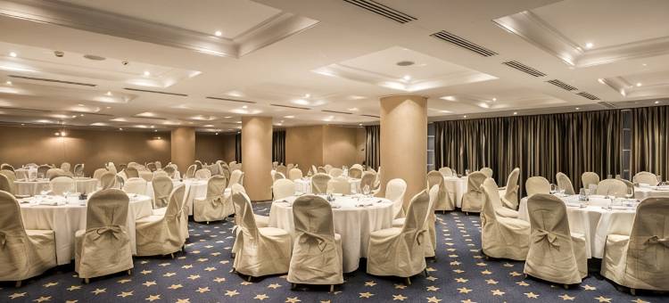 弗莱昂酒店及会议中心(FlyOn Hotel & Conference Center)图片