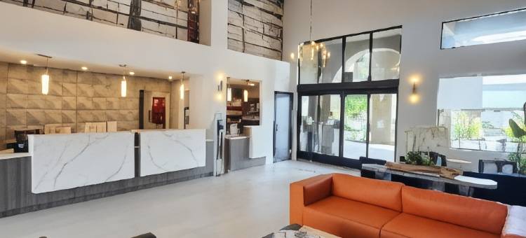 旧金山机场西拉昆塔温德姆套房酒店(La Quinta Inn & Suites by Wyndham San Francisco Airport West)图片