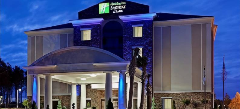 智选假日套房酒店亚特兰大西南的费尔本(Holiday Inn Express & Suites ATLANTA SOUTHWEST-FAIRBURN by IHG)图片