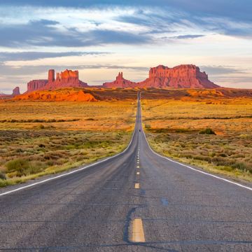 美国黄石国家公园+下羚羊峡谷+布莱斯峡谷国家公园+大提顿国家公园+拉斯维加斯15日14晚私家团