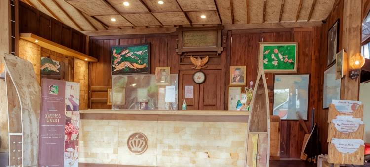 玛科塔普棱空酒店(Mahkota Plengkung Hotel by ecommerceloka)图片