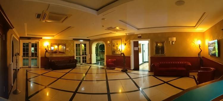 摄政公寓海滩酒店(Regent Beach Hotel & Apartments)图片