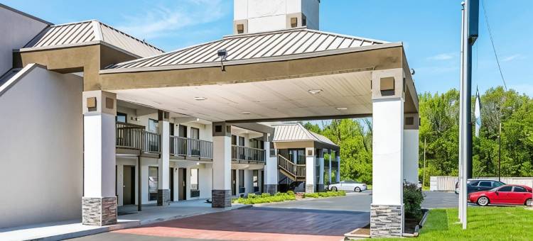 法拉格特旅馆及套房(Farragut Inn & Suites)图片