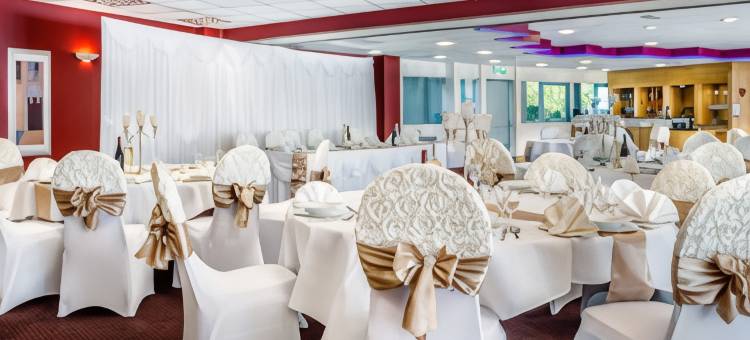 伯明翰北部坎诺克假日酒店(Holiday Inn BIRMINGHAM NORTH - CANNOCK by IHG)图片