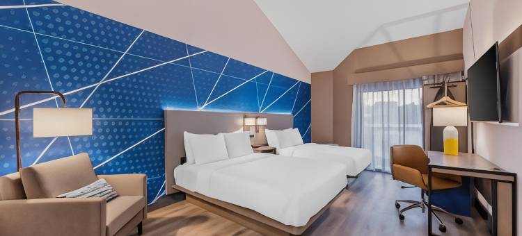 舒适套房酒店尔湾光谱(Comfort Inn & Suites Irvine Spectrum)图片