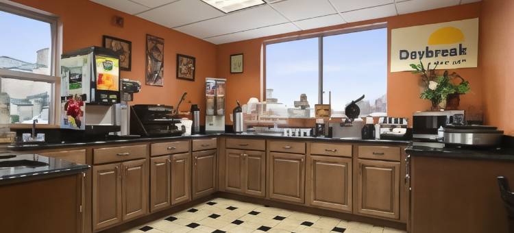 东纳什维尔机场温德姆戴斯酒店(Days Inn by Wyndham Nashville Airport)图片