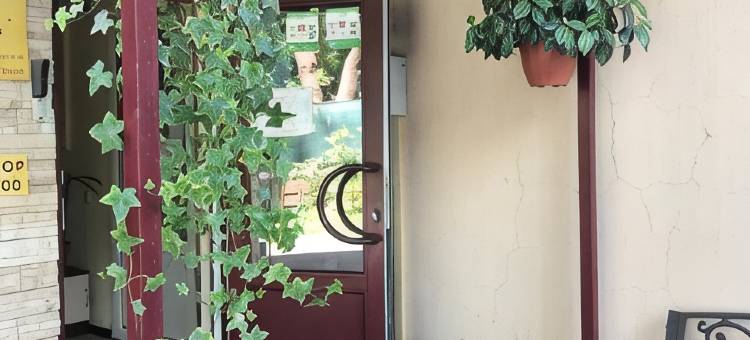 珀谢隆酒店(Persheron Hotel)图片