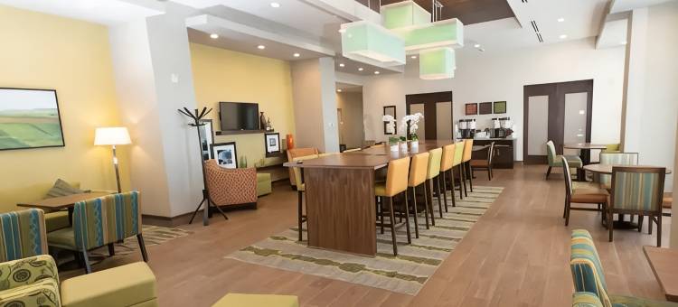 劳埃德明斯特希尔顿欢朋酒店(Hampton Inn by Hilton Lloydminster)图片