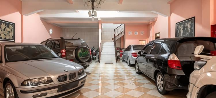 红多兹伊斯兰酒店-克林奇萨沃贾贾尔湖(RedDoorz Syariah @ Danau Kerinci Sawojajar)图片