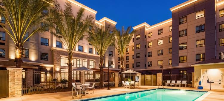 尔湾·约翰韦恩机场洲际长住套房酒店(Staybridge Suites Irvine - John Wayne Airport)图片