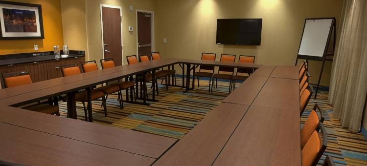 哥伦布机场万豪万枫酒店(Fairfield Inn & Suites Columbus Airport)图片