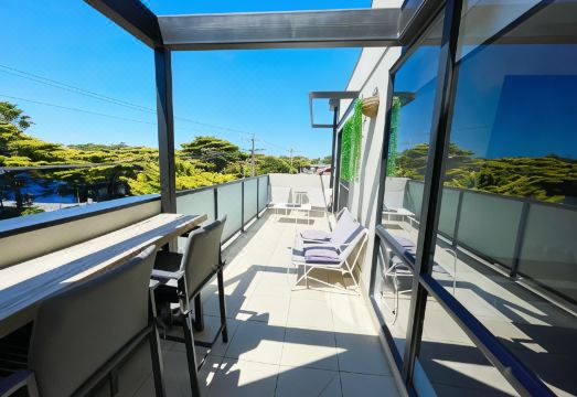 Oceanic on Thompson Apartments Hotel Overview