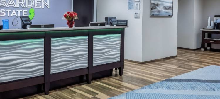 克兰伯里欢朋酒店(Hampton Inn Cranbury)图片