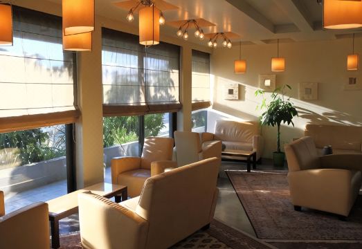 Pines HotelHotel Overview