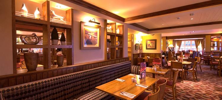 邓巴顿普里米尔酒店-洛蒙德湖(Premier Inn Dumbarton/Loch Lomond)图片