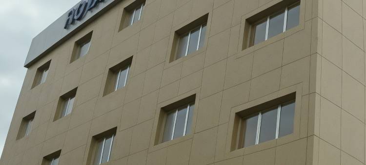 皇家汽油酒店(Royal Petrol Hotel)图片