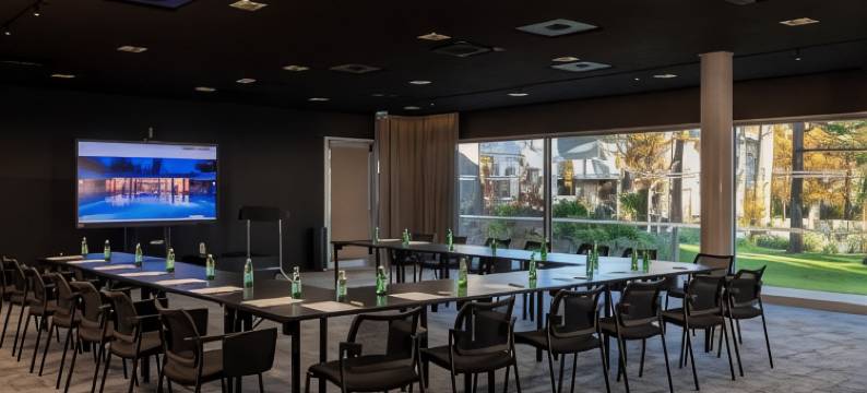 卡斯特拉内别墅(Villa Castellane)图片