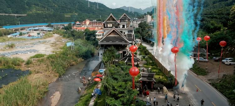 勐腊共山清舍客栈图片