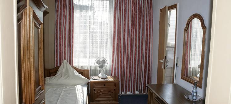 罗茅斯酒店(Hotel Romäus)图片