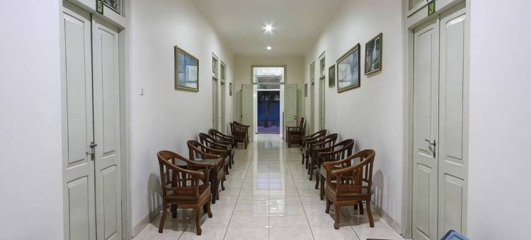 普禾加多贝萨尔酒店(Hotel Besar Purwokerto)图片
