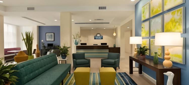 北阿尔图纳的舒眠套房酒店(Sleep Inn & Suites Altoona North)图片