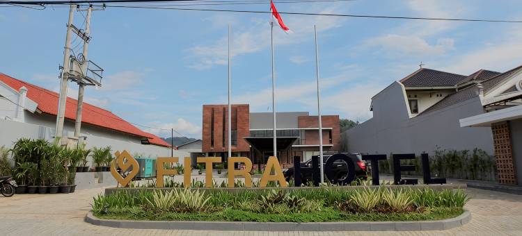 马贾伦卡菲特拉酒店(Fitra Hotel Majalengka)图片