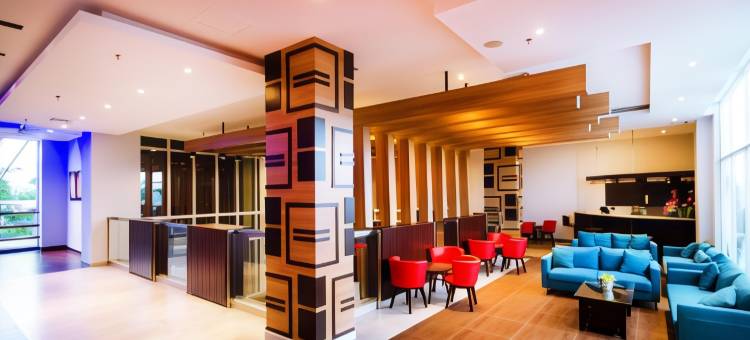 Ayola First Point Hotel图片