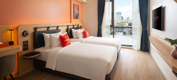 曼谷路漫乌东素站酒店(Lumen Bangkok Udomsuk Station)图片