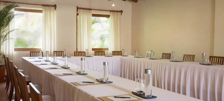 海亚特，Thompson 锡瓦塔塔内霍海滩度假村(Thompson Zihuatanejo, A Beach Resort by Hyatt)图片