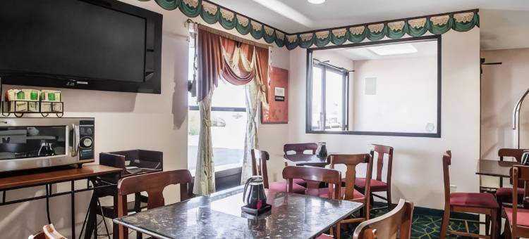 阿科拉品质酒店(Quality Inn)图片