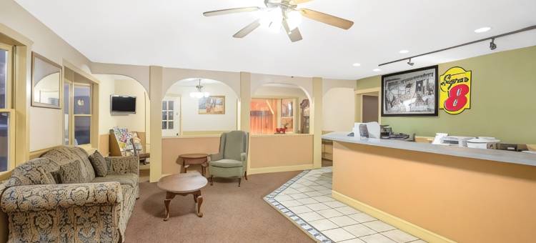 克里斯琴斯堡速8酒店(Super 8 by Wyndham Christiansburg)图片