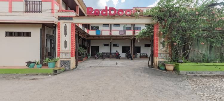 红多兹酒店-近三马林达广场(RedDoorz Near Samarinda Square)图片