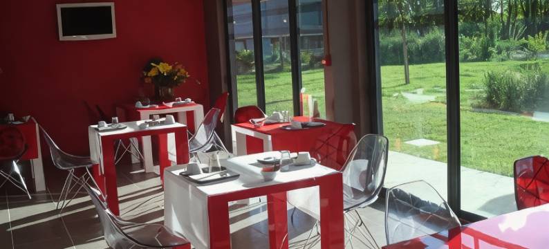 原创城市阿纳埃德酒店(The Originals City, Hôtel Anaïade, Saint-Nazaire Pornichet)图片