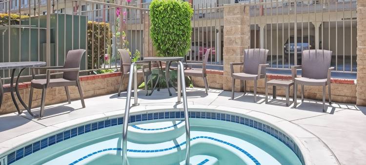 戴斯酒店-洛杉矶联合车站/雷东多和曼哈顿海滩(Days Inn by Wyndham Los Angeles LAX/ Redondo&ManhattanBeach)图片