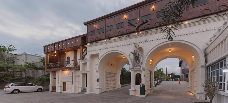 千亚珠尔城市公园酒店 - 红门酒店集团(Urbanview Hotel Cianjur City Park by RedDoorz)图片