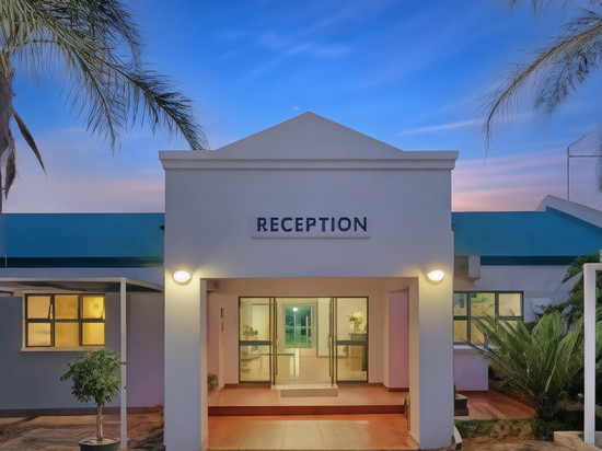 波罗克瓦尼地标万豪Protea酒店