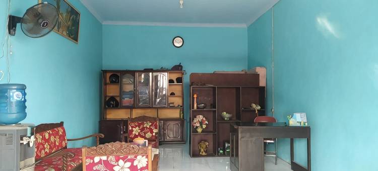 RedDoorz Syariah Near Stasiun Pekalongan 3图片