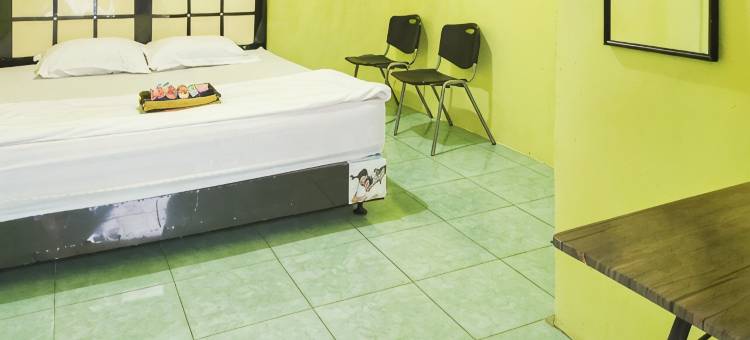 RedDoorz Near Pelabuhan Ajibata Parapat图片