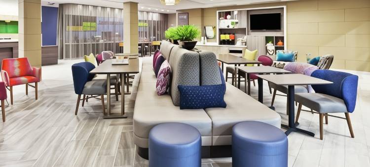 伯明翰考隆内德希尔顿惠庭酒店(Home2 Suites by Hilton Birmingham Colonnade)图片