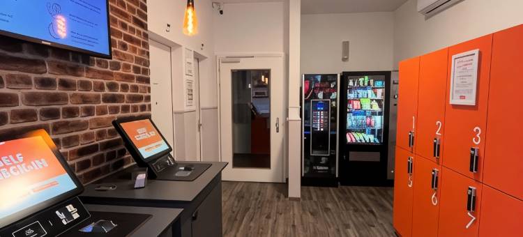 苏黎世利马特普拉兹便捷酒店(EasyHotel Zürich Limmatplatz)图片
