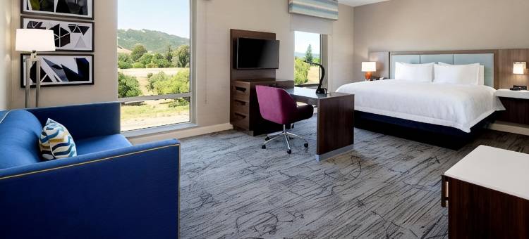 吉尔罗伊希尔顿欢朋套房酒店(Hampton Inn & Suites - Gilroy, CA)图片