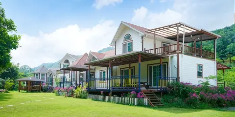 Country Road Pension in Danyang Forest