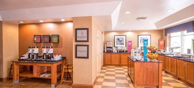 哈钦森欢朋酒店(Hampton Inn Hutchinson)图片