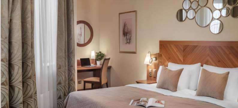 皇冠宫公寓 by Adrez(Crown Palace Apartments by Adrez)图片