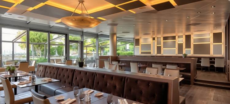 瑞享洛桑酒店(Mövenpick Hotel Lausanne)图片